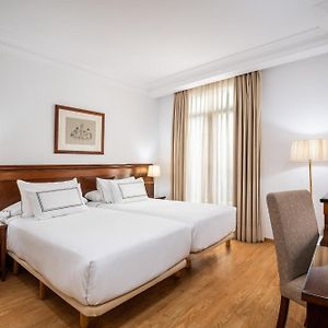 Classic Twin Room