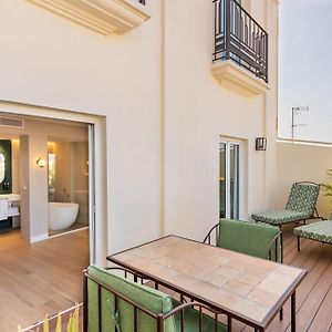 Executive Junior Suite
